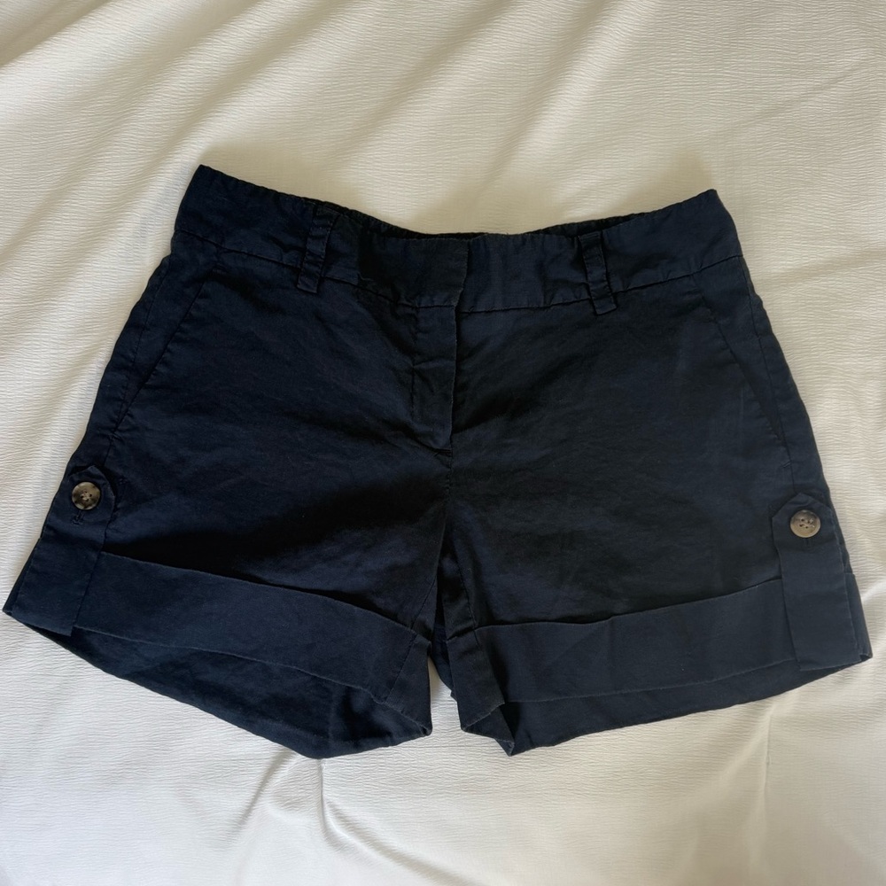 THEORY | 4 | Ruby Black Linen Viscose Lightweight Dress Short Button Cuff
Detail
